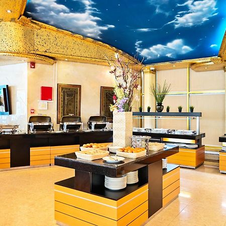 Tio Sea Resort Al Khor Exterior photo The restaurant