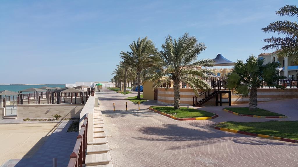 Tio Sea Resort Al Khor Exterior photo Al-Shaab beach