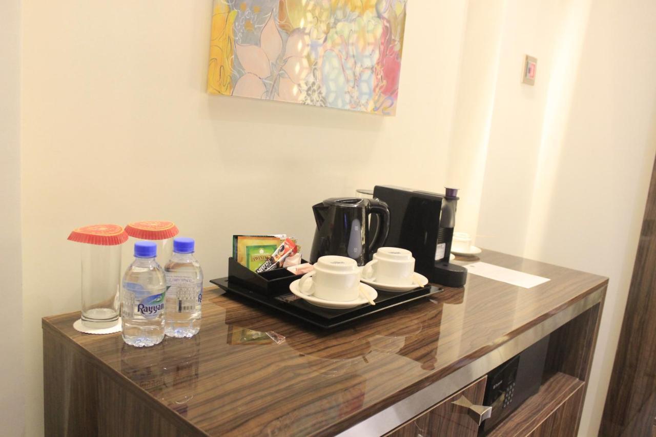 Tio Sea Resort Al Khor Exterior photo A coffee and tea tray in a hotel room
